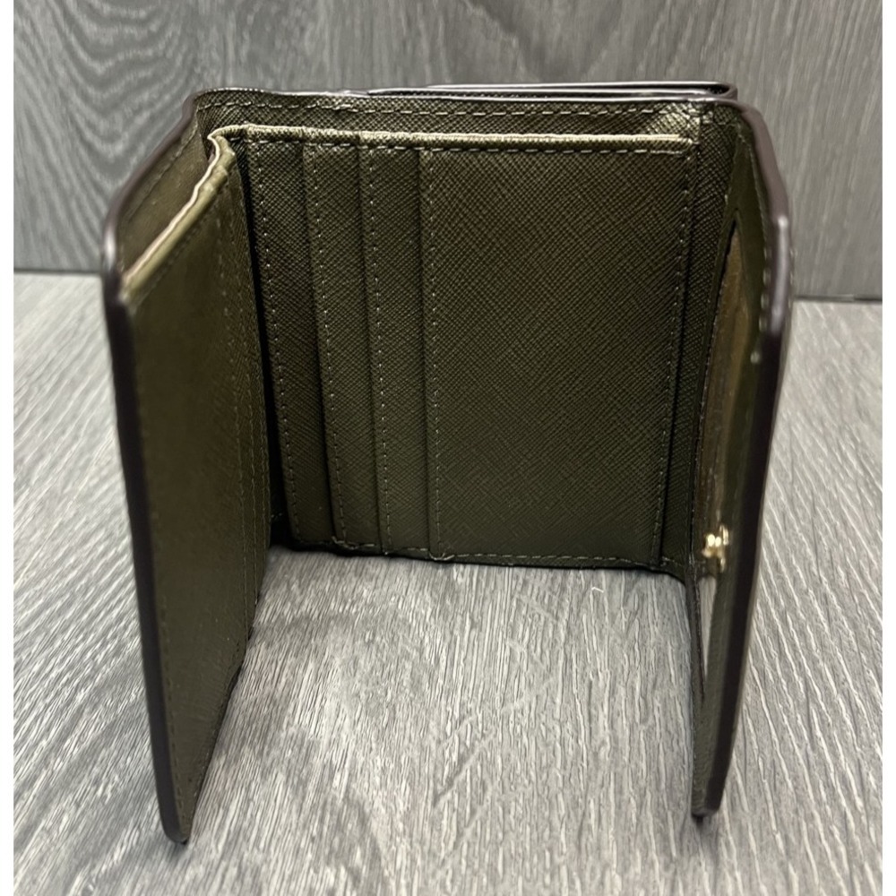 Michael Kors Hayes Small Tri-Fold Wallet Olive Green Pebbled Leather Gold Logo - Picture 5 of 11